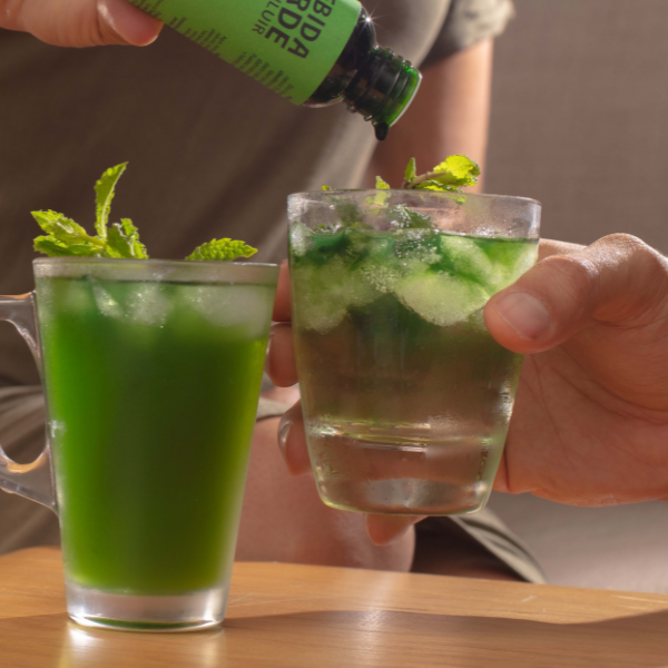 Bebida verde Naturela - Hidratante con clorofila concentrada
