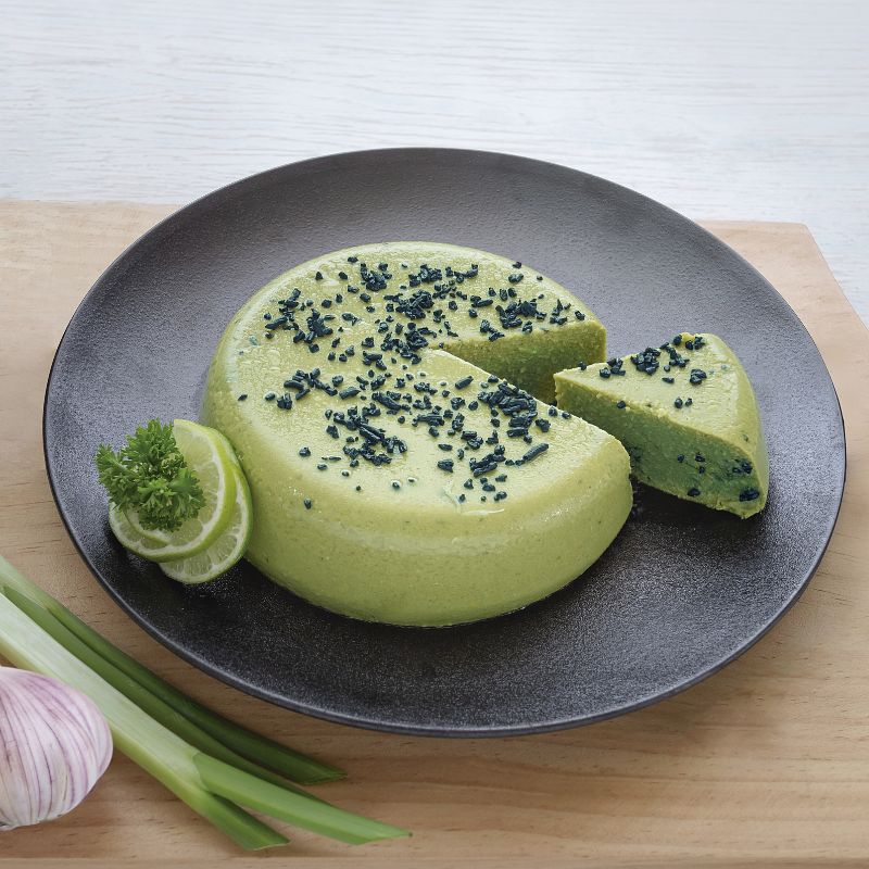 Queso vegano con Spirulina y Cúrcuma