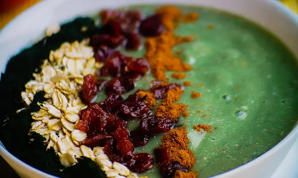 Bowl Helado de Frutas con Spirulina