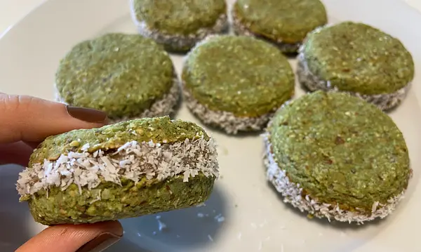 Alfajores saludables con proteína  HULK