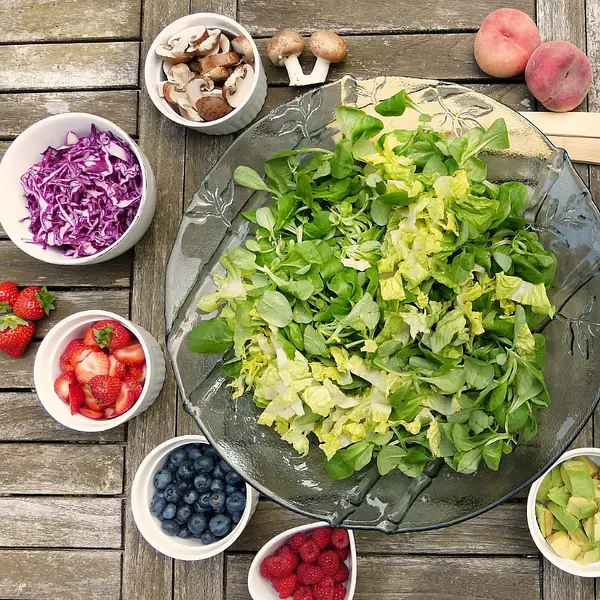 Importancia de Aumentar el Consumo de Alimentos Crudos